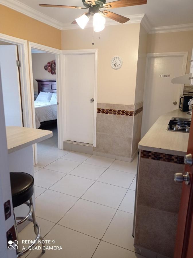 Aparthotel Leon Rojo 3*